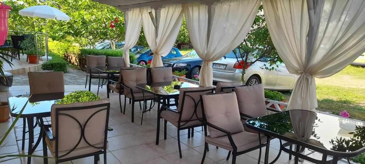 Семеен Хотел Атива - Family Hotel Ativa Lozenets Ngoại thất bức ảnh